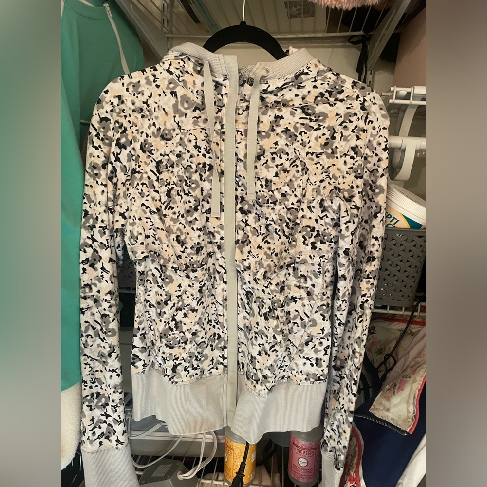 Lululemon jacket